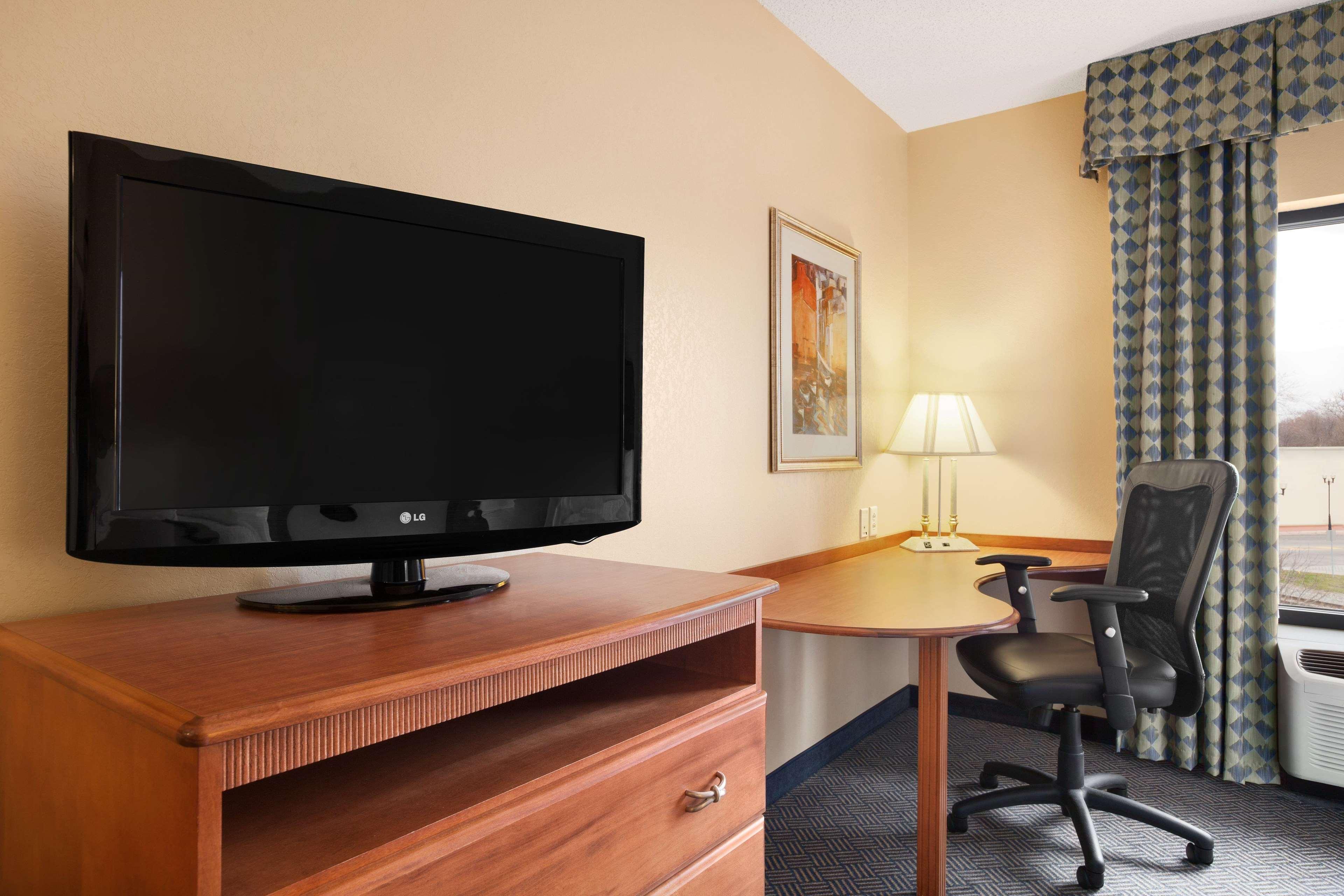 Hampton Inn Geneva Buitenkant foto